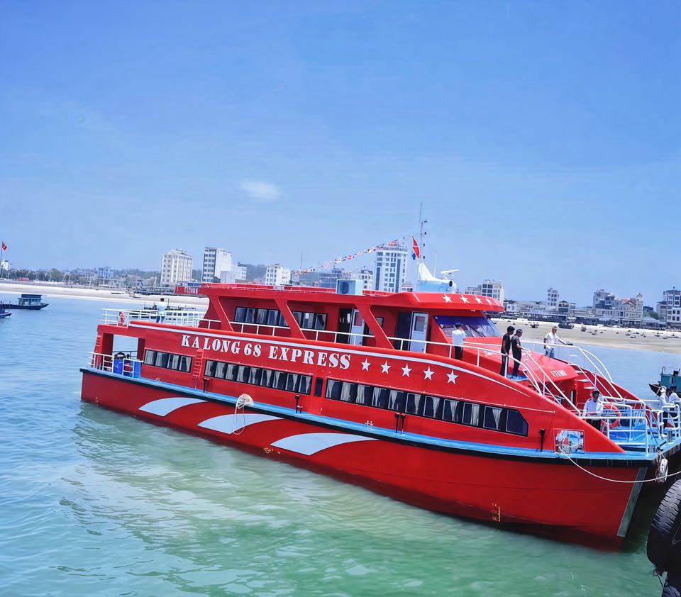 Tàu cao tốc Ka Long Ao Tiên đi Cô Tô